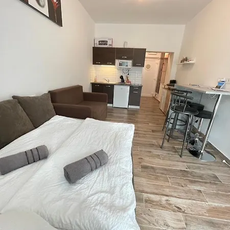 Apartment Violett Balatonbereny